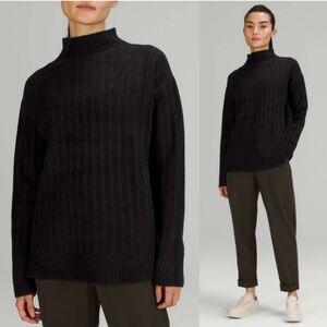Lululemon Twin Rib Turtleneck Sweater Black Wool Blend Chunky Knit